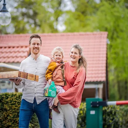 Beautiful With Fireplace In The Veluwe